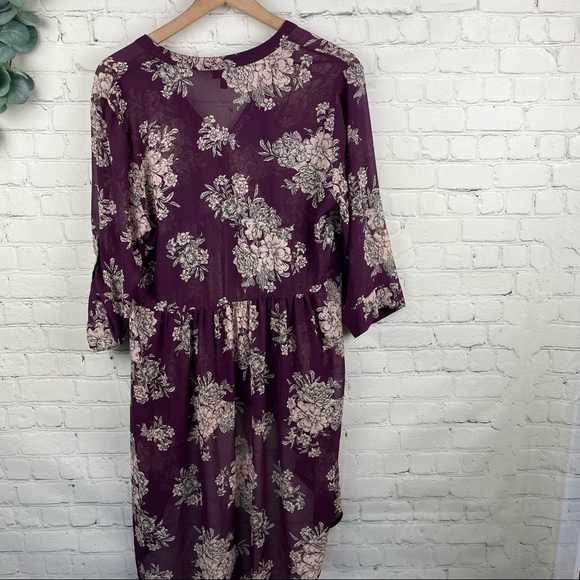 TORRID Purple Floral Chiffon Hi Lo Tunic Top size 00 - Picture 3 of 9